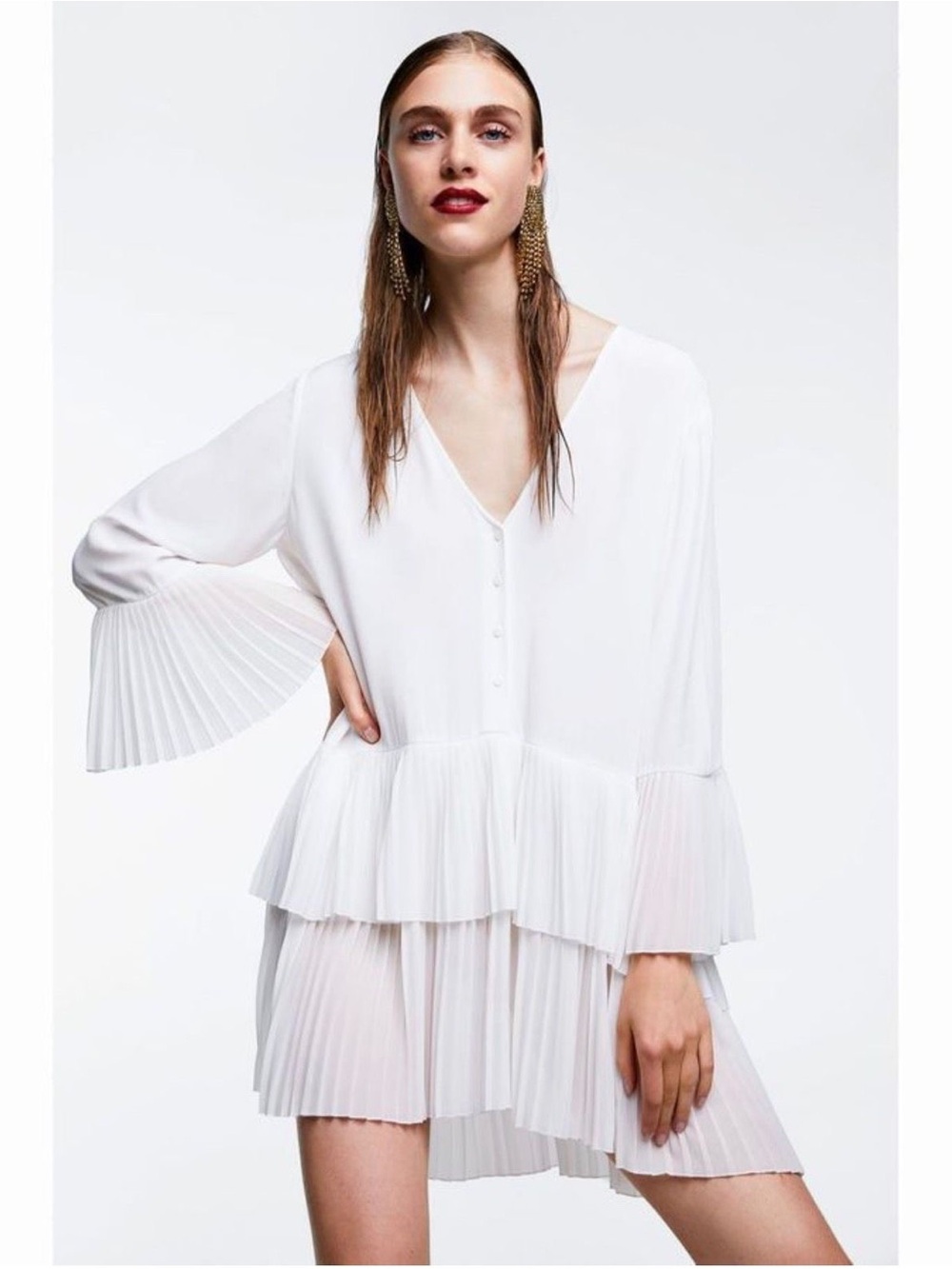 V-Neck White Pleated Zara dress size S